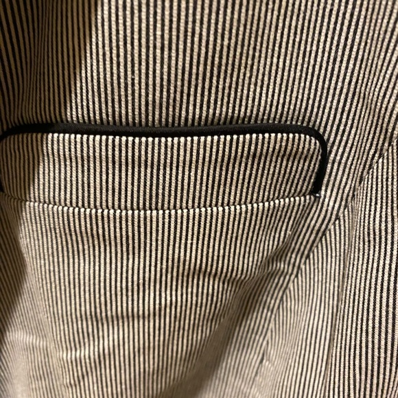 Lane Bryant Ladies Tailored Cotton Blend 3-Button Jacket. Size 18 - Picture 4 of 5